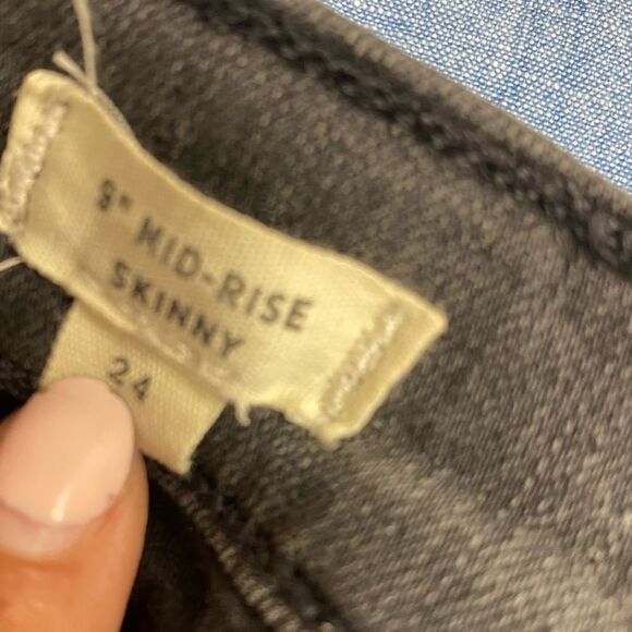 Madewell 9" Mid Rise Skinny Raw Edge Jean Sz 24 - Picture 6 of 6
